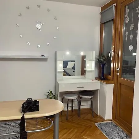 Apartment Atraktivan Stan U Blizini Centra Sarajevo